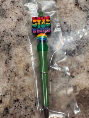 Hand Crafted Green Rainbow 'Love Is Blind' Cake Topper Pen